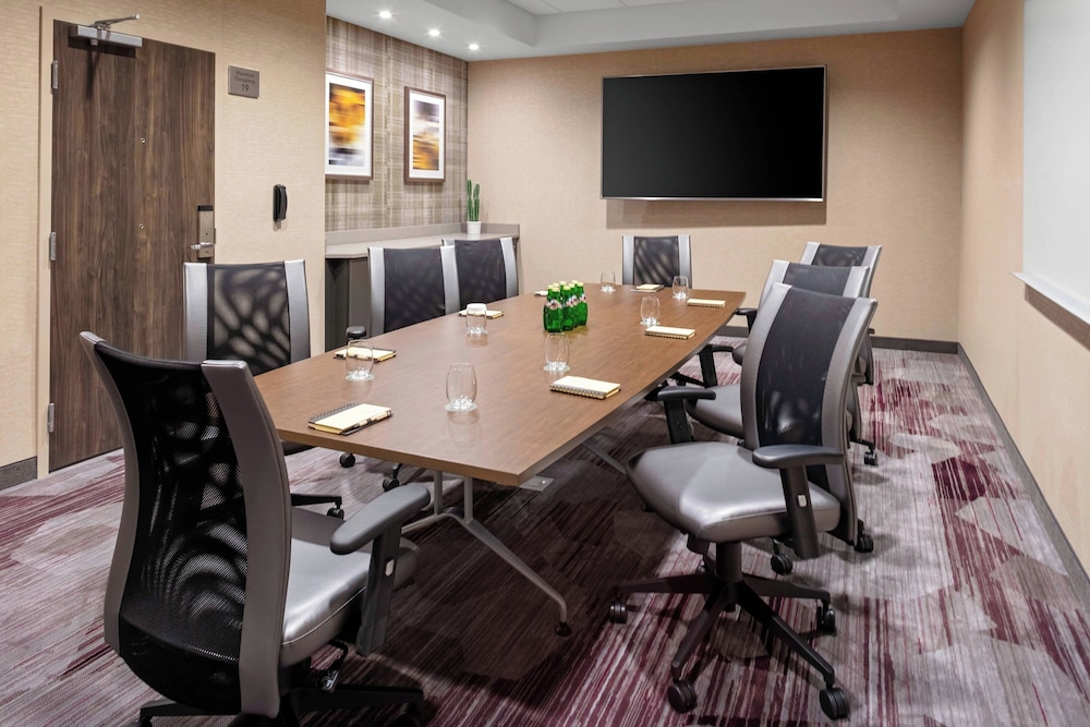 Courtyard by Marriott Pasco Tri Cities Airport - photo 18