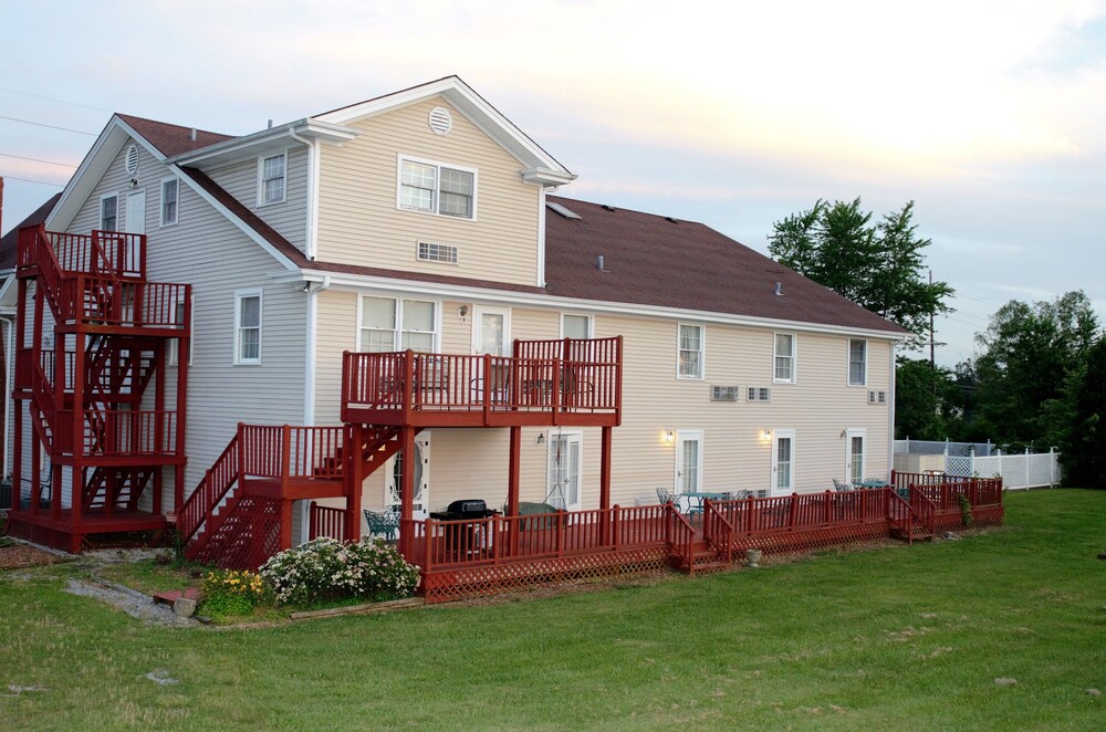 Four Seasons Country Inn - photo 36