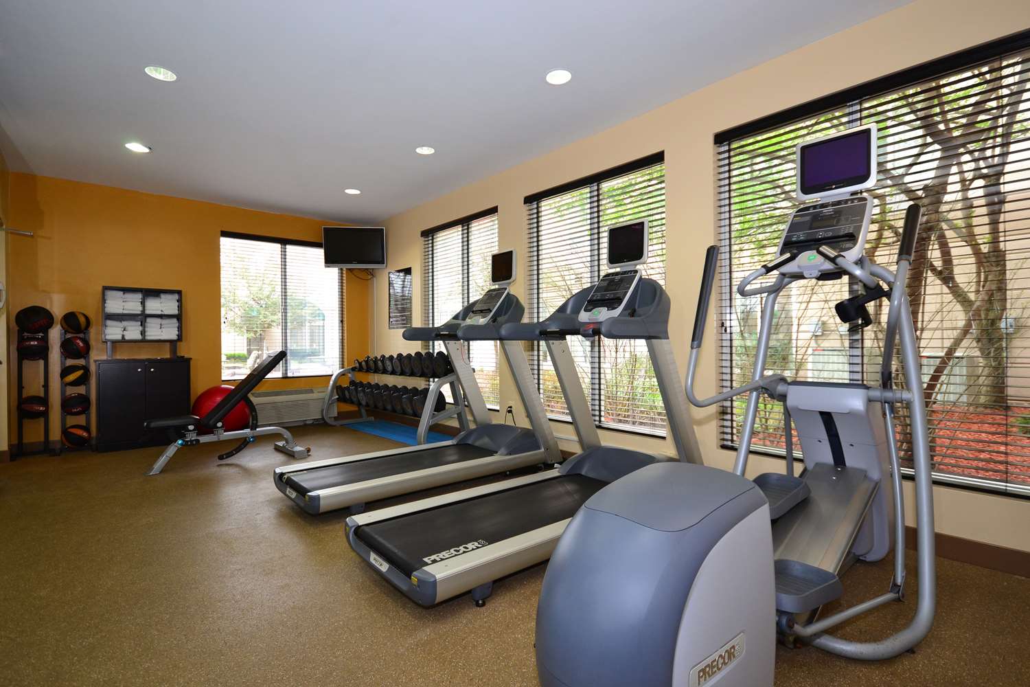 Hilton Garden Inn Tulsa Airport - photo 25