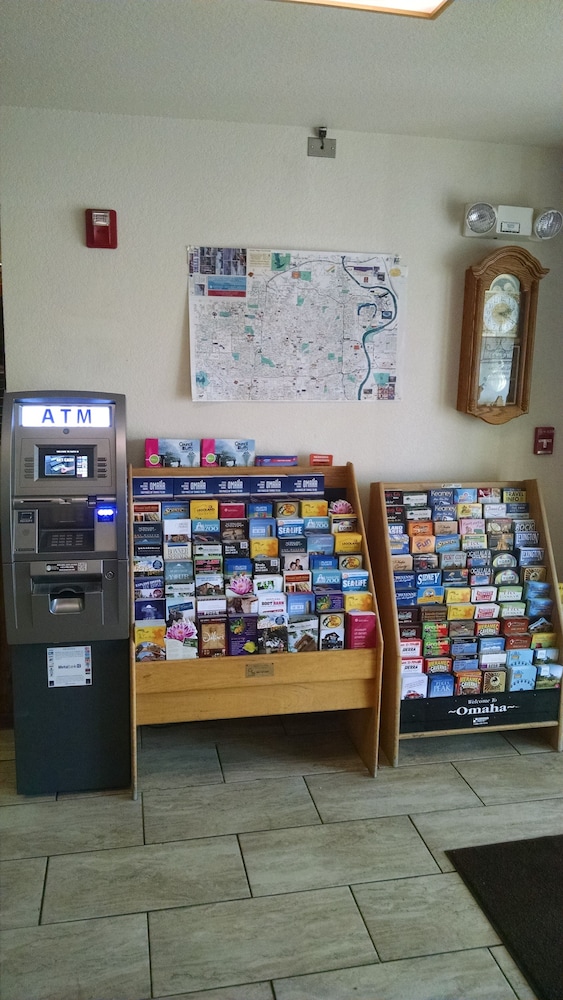 Super 8 by Wyndham Omaha Eppley Airport Carter Lake - photo 12
