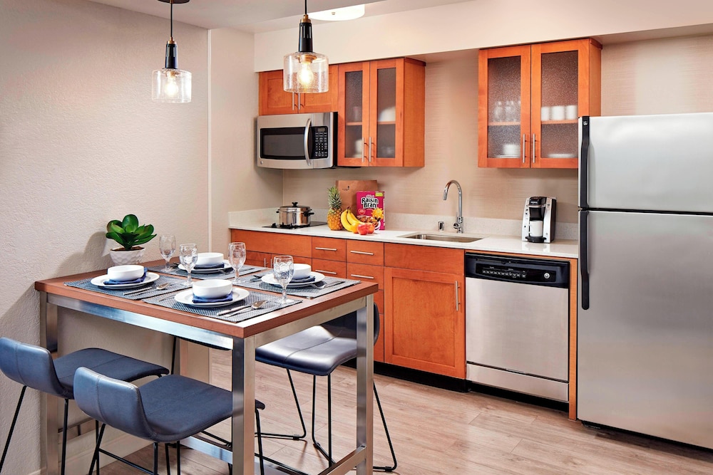 Residence Inn by Marriott Manhattan Beach - photo 9