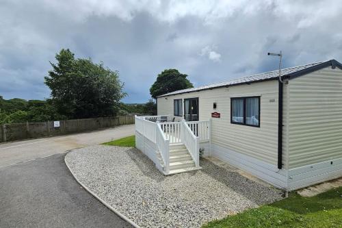 2 bed 2 ensuite Holiday Home — 4-Star Luxury Hotel in St Austell, United Kingdom