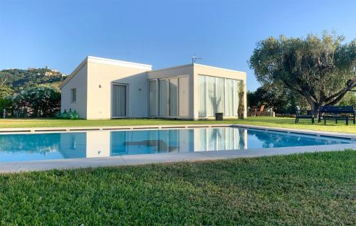 Amazing Home In Vallo Della Lucania — 5-Star Luxury Hotel in Vallo Della Lucania, Italy