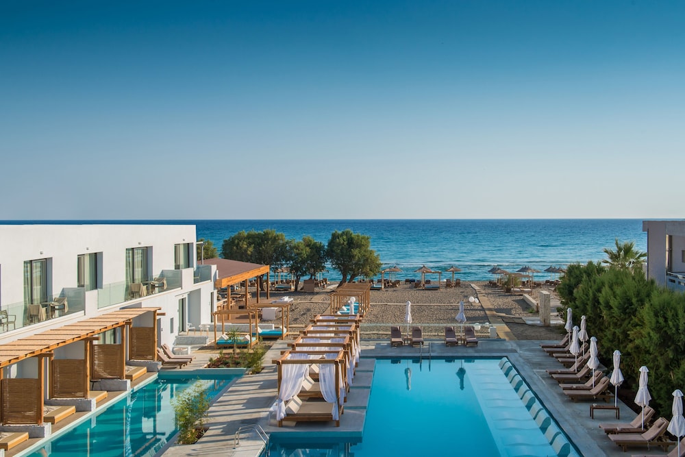 Paralos Lifestyle Beach - carbon neutral hotel in Irakleion