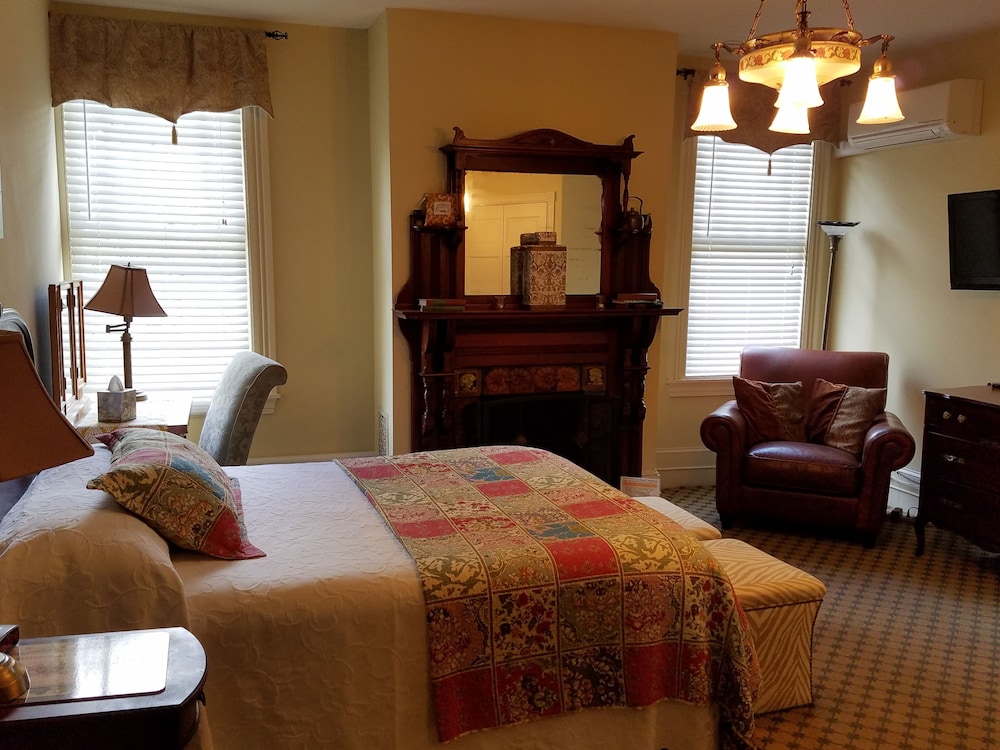 Vandiver Inn - photo 51