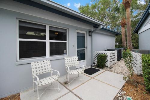 Peaceful Siesta Key condo Short stroll to #1 beach — Siesta Key — photo 3