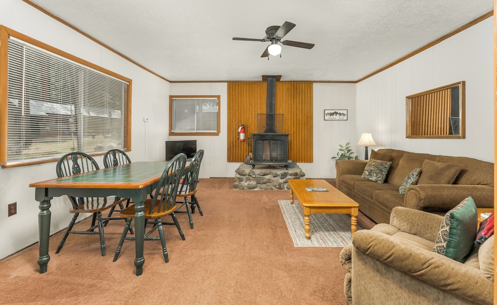 Bear Paw Lodge & Vacation Homes - photo 38