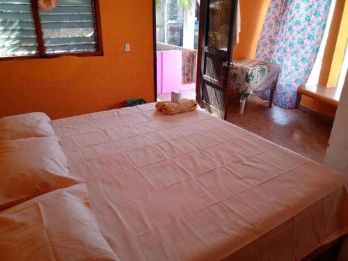 Lolas 68 in San Pedro Pochutla, Mexico