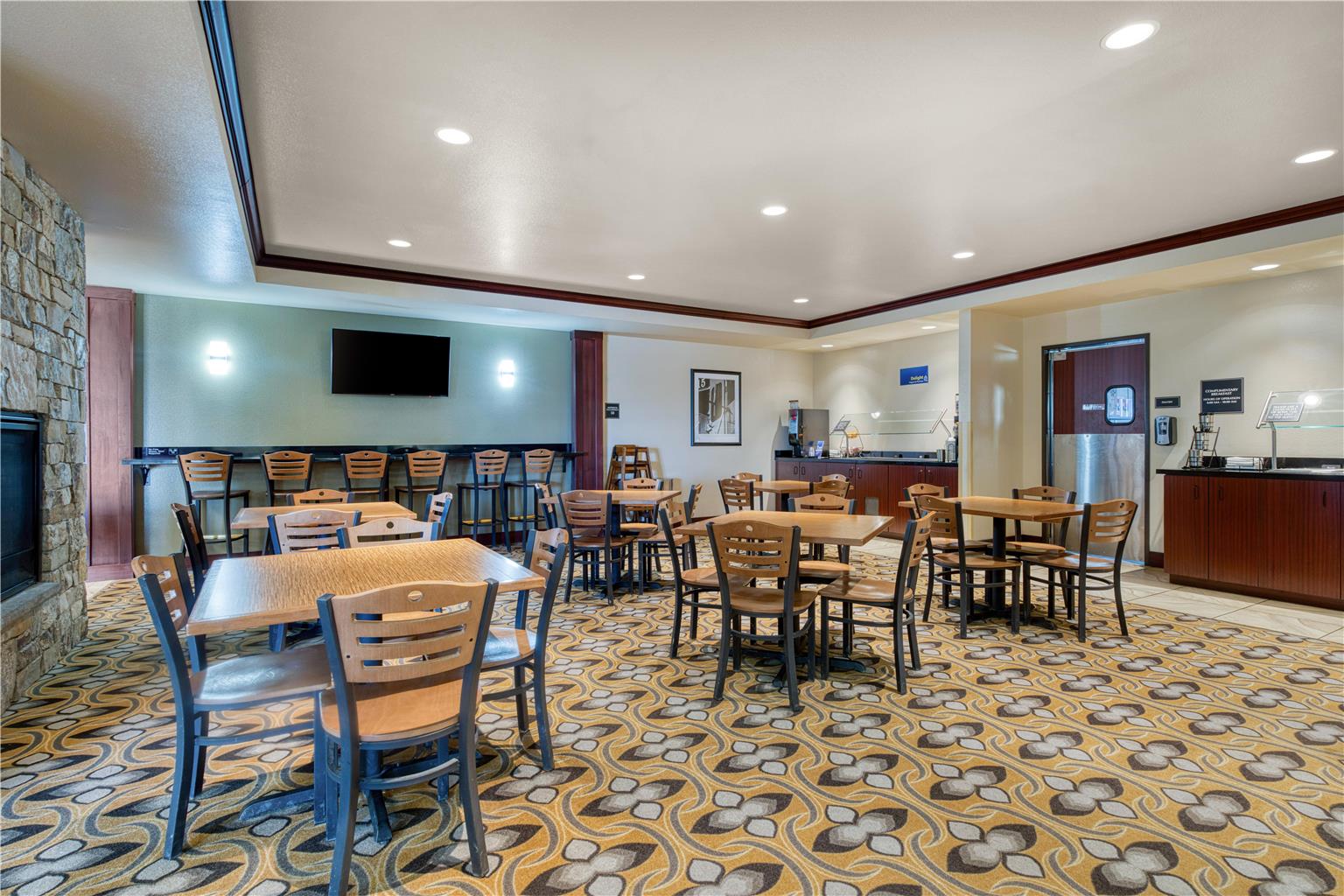 Best Western Shelby Inn & Suites - photo 7