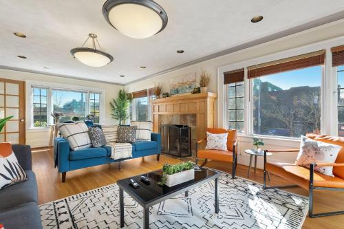 Perch Vintage Seattle Gem in Seattle, United States