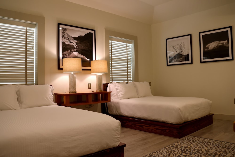 The Dixie Motel Brenham — Brenham — photo 2