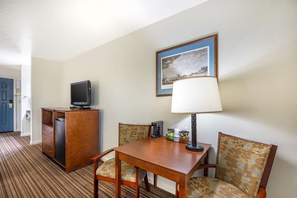 Best Western Capital City Inn - photo 19