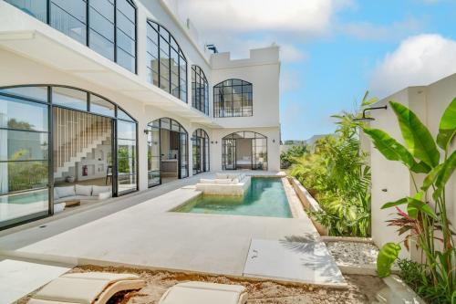 Le Mansion 2 Mediterranean Luxury in Seseh in Canggu, Indonesia