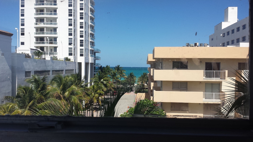 Ocean Spray Hotel - photo 93