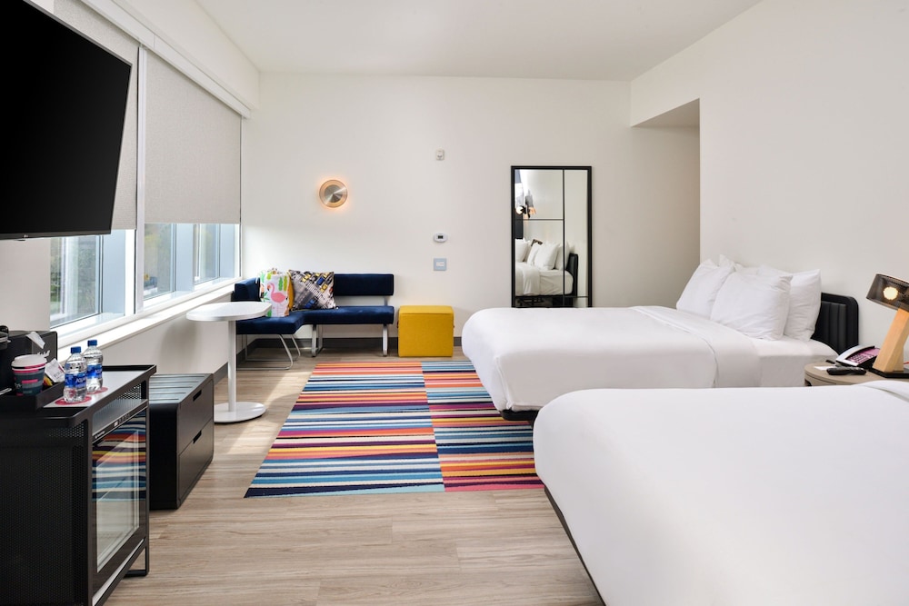 Aloft Charlotte Airport - photo 10