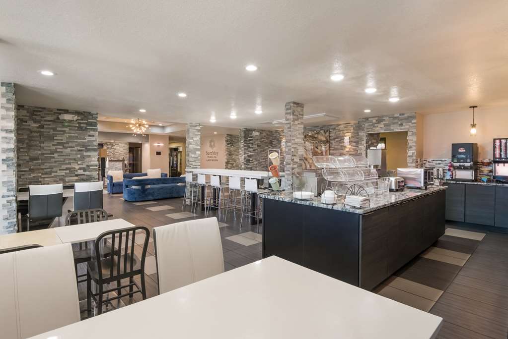 SureStay Plus Hotel by Best Western Coralville Iowa City - photo 7