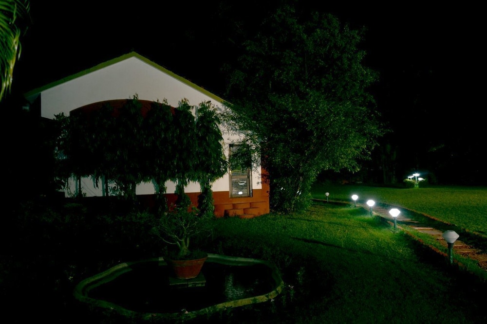 Mark & Meadows in Bolpur, India