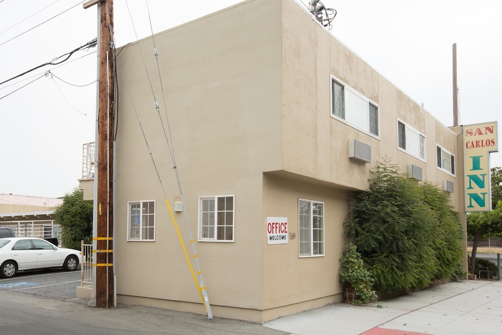 San Carlos Inn - photo 17