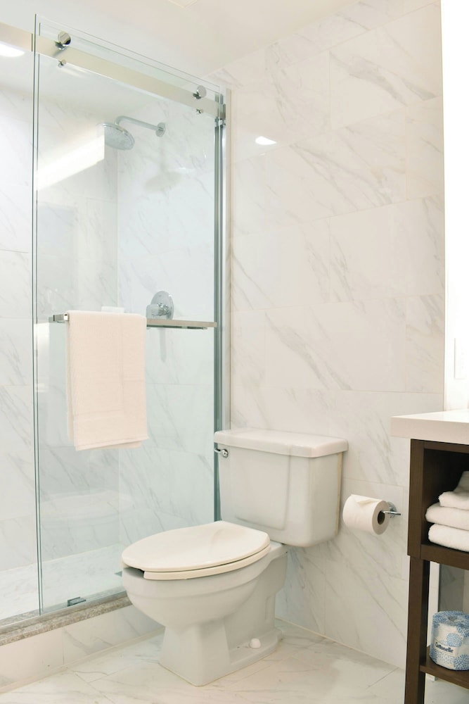 The Fontana Hotel - photo 12