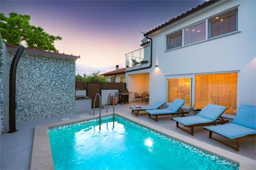 Villa Filip — 4-Star Luxury Hotel in Galizana, Croatia