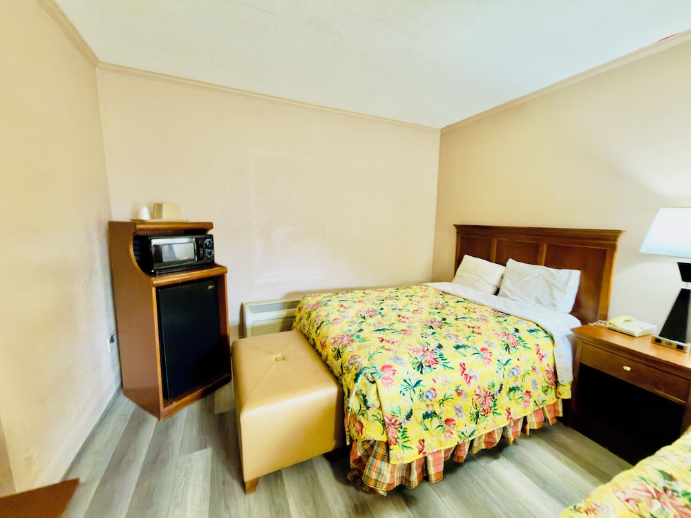 Ross Motel - photo 18