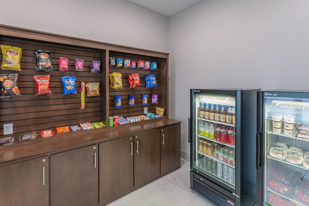 Holiday Inn Express & Suites Columbus Worthington by IHG - photo 22