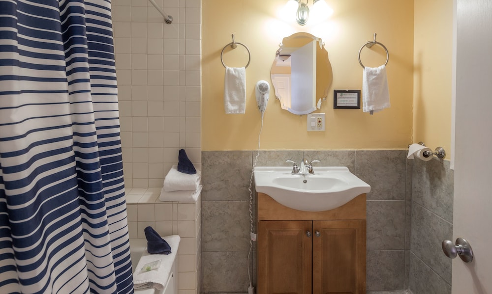 Wicker Guesthouse - photo 54