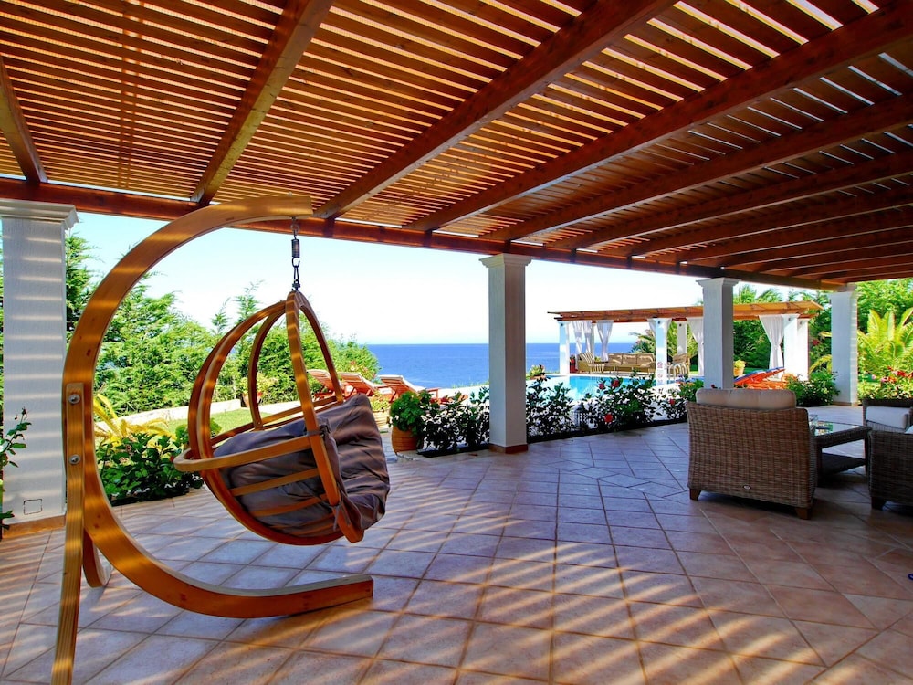 Villa Penelope Spartia Kefalonia — 4-Star Luxury Hotel in Valsamata, Greece