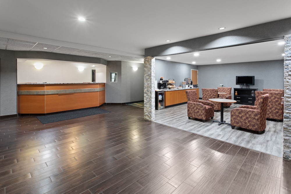 Americas Best Value Inn & Suites Racine - photo 6