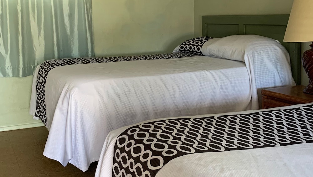 Copper Mountain Motel - photo 5