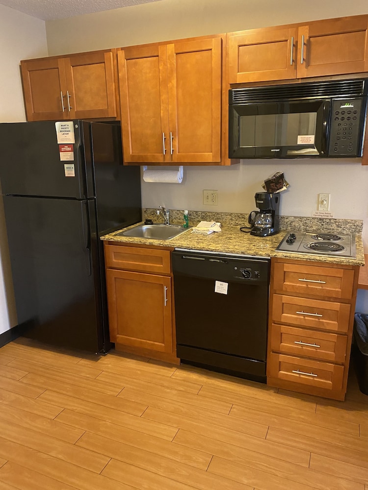 Candlewood Suites Williamsport by IHG - photo 20