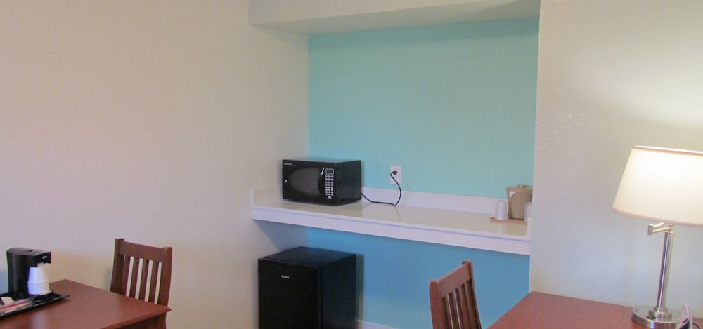 Inn at The Waterpark - photo 18