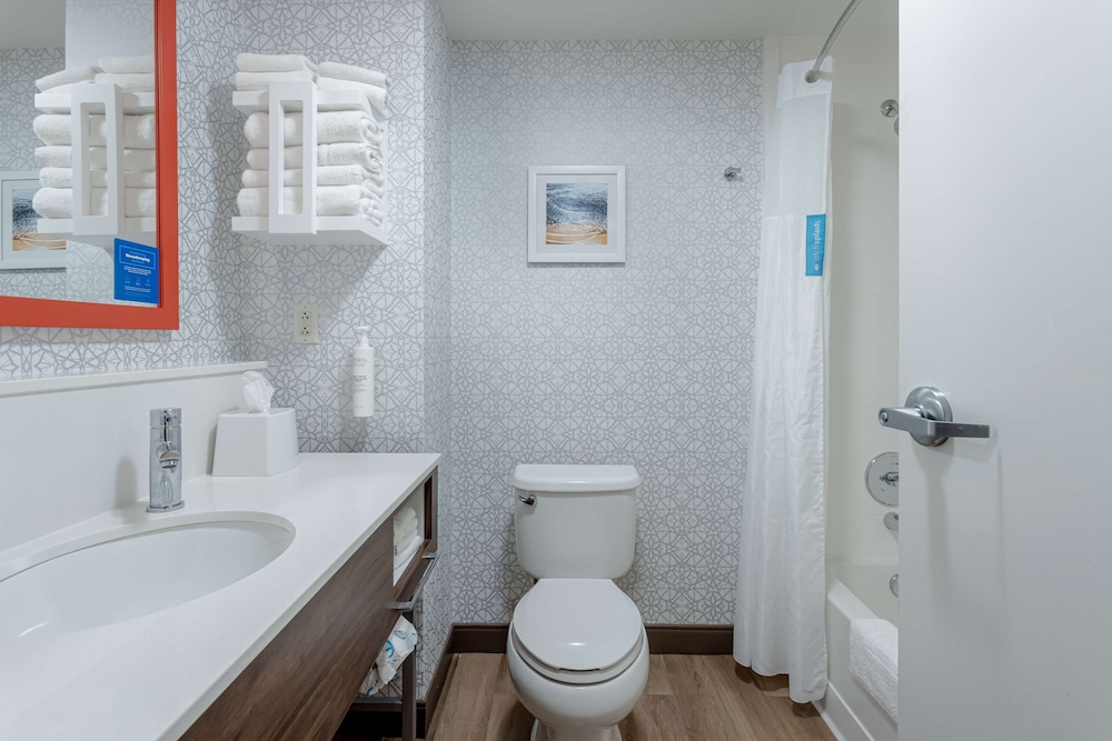 Hampton Inn & Suites Orange Beach Gulf Front - photo 40