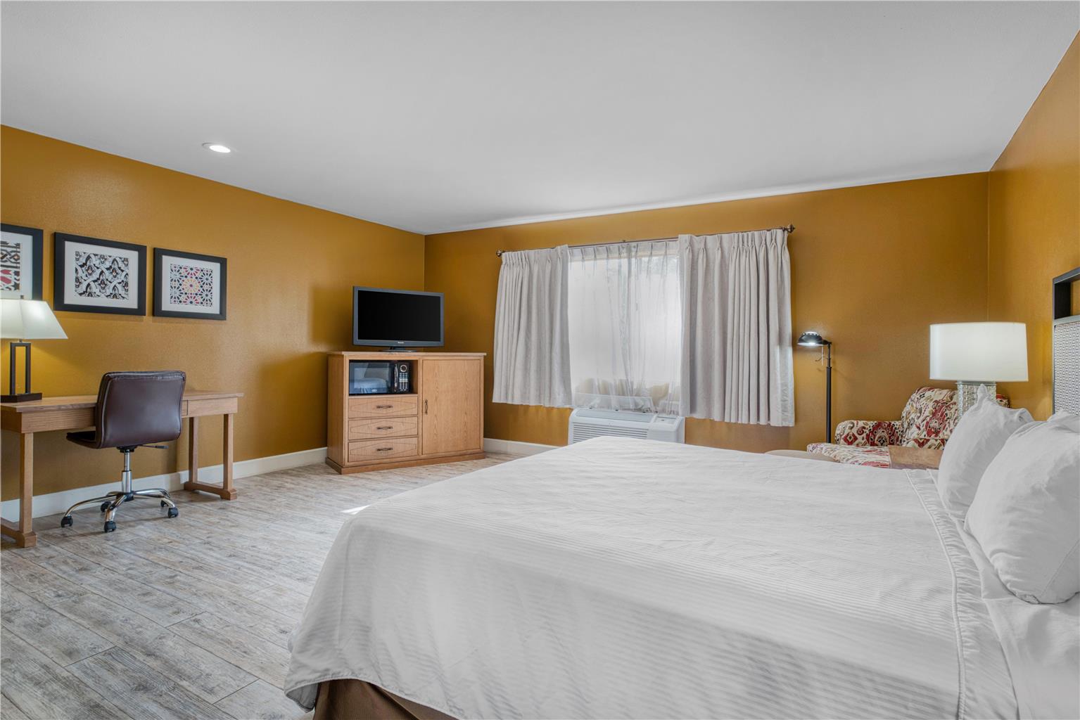 SureStay Hotel by Best Western Camarillo - photo 20