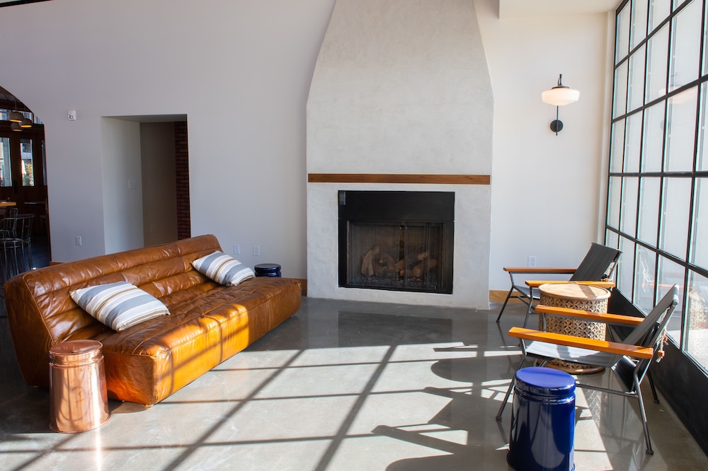 Texican Court by Valencia Hotel Collection - photo 28