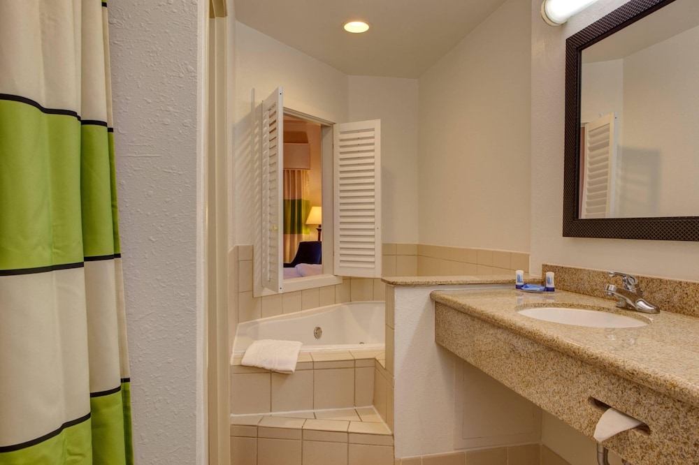 Fairfield by Marriott Inn & Suites Indianapolis Noblesville - photo 17