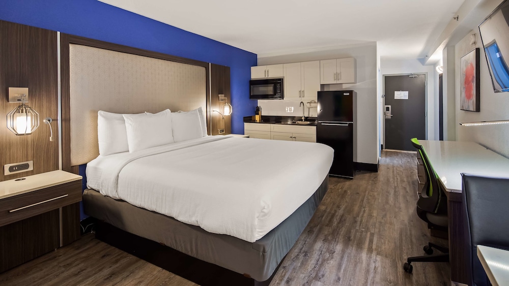 Best Western Plus Executive Residency Denver Central Park Hotel - featured photo