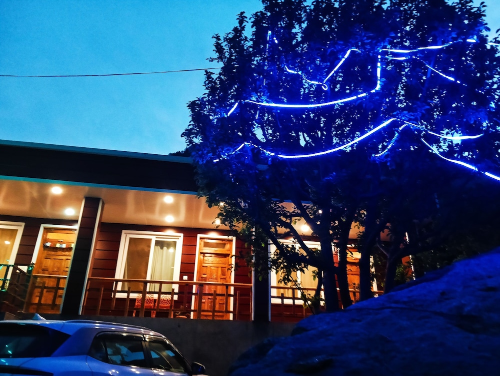 Harsiwoodstone woodstone orchardstay in Uttarkashi, India