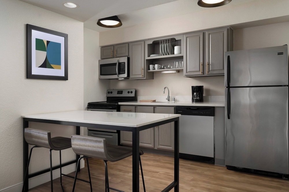 Residence Inn by Marriott Sunnyvale Silicon Valley II - photo 9