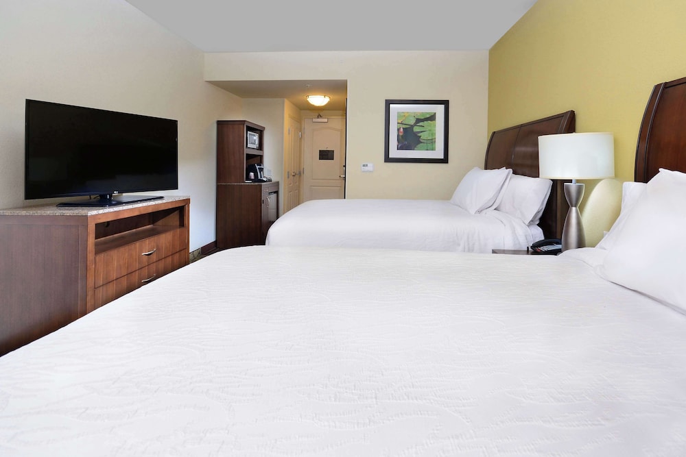 Hilton Garden Inn Greensboro Airport - photo 26