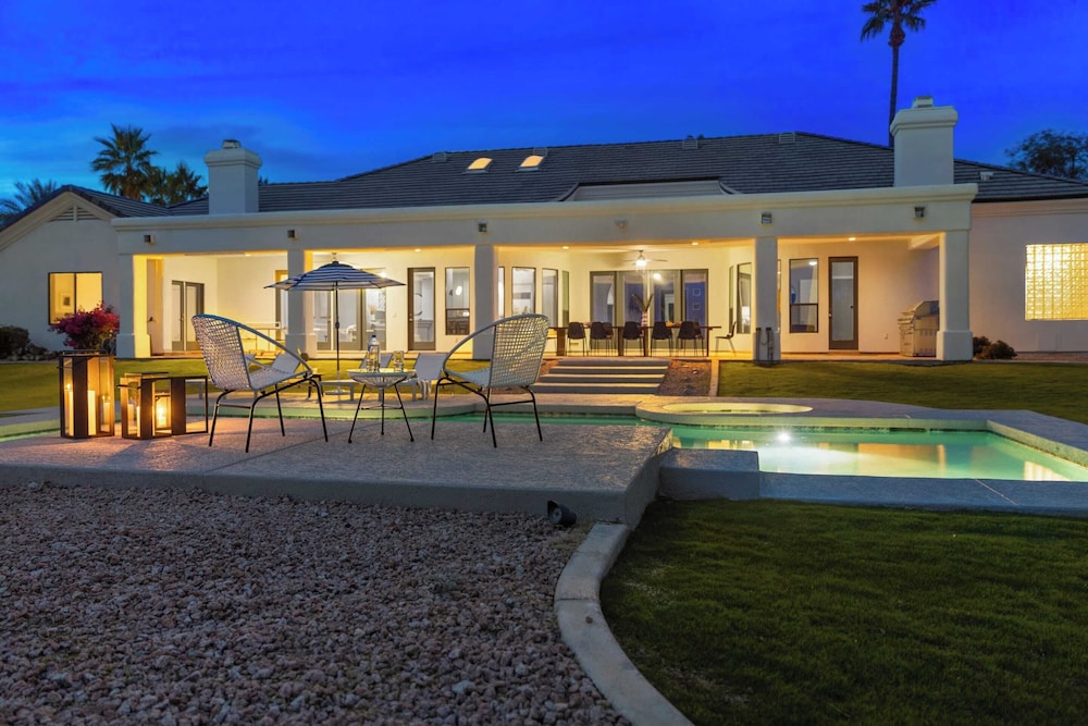 Sunridge by Avantstay Glorious Scottsdale Estate w Pool Hot Tub Ping Pong & Pool Table - photo 38