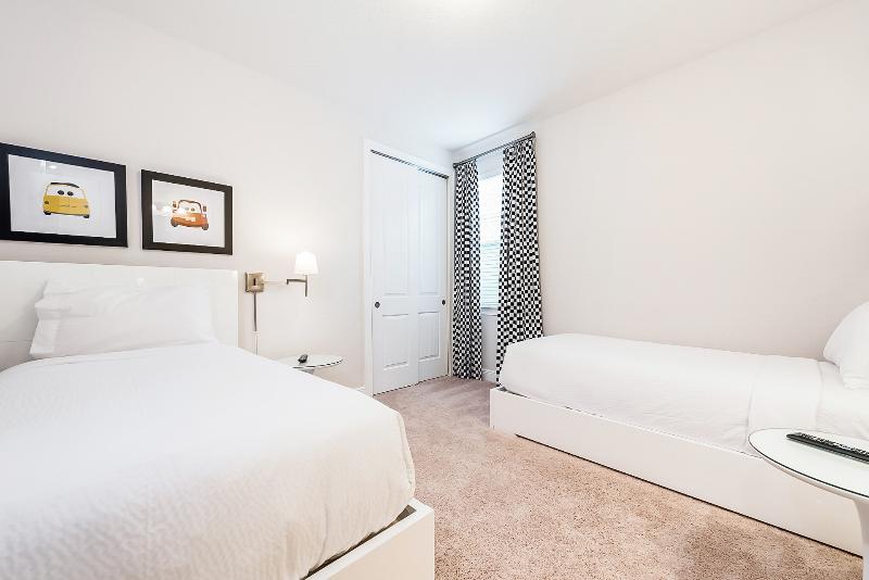 Encore Resort Vacation Homes & Waterpark - photo 27