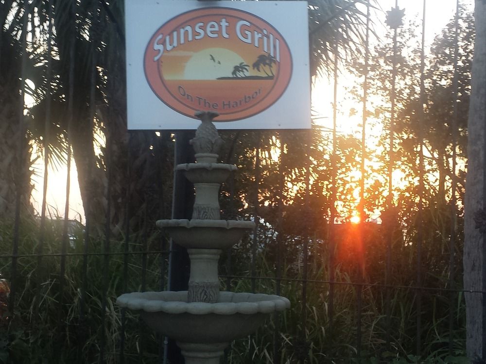 Tropical Bay Inn Motel - photo 6