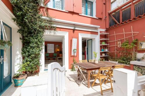 La Petite Toscane de Marseille - carbon neutral hotel in Marseille