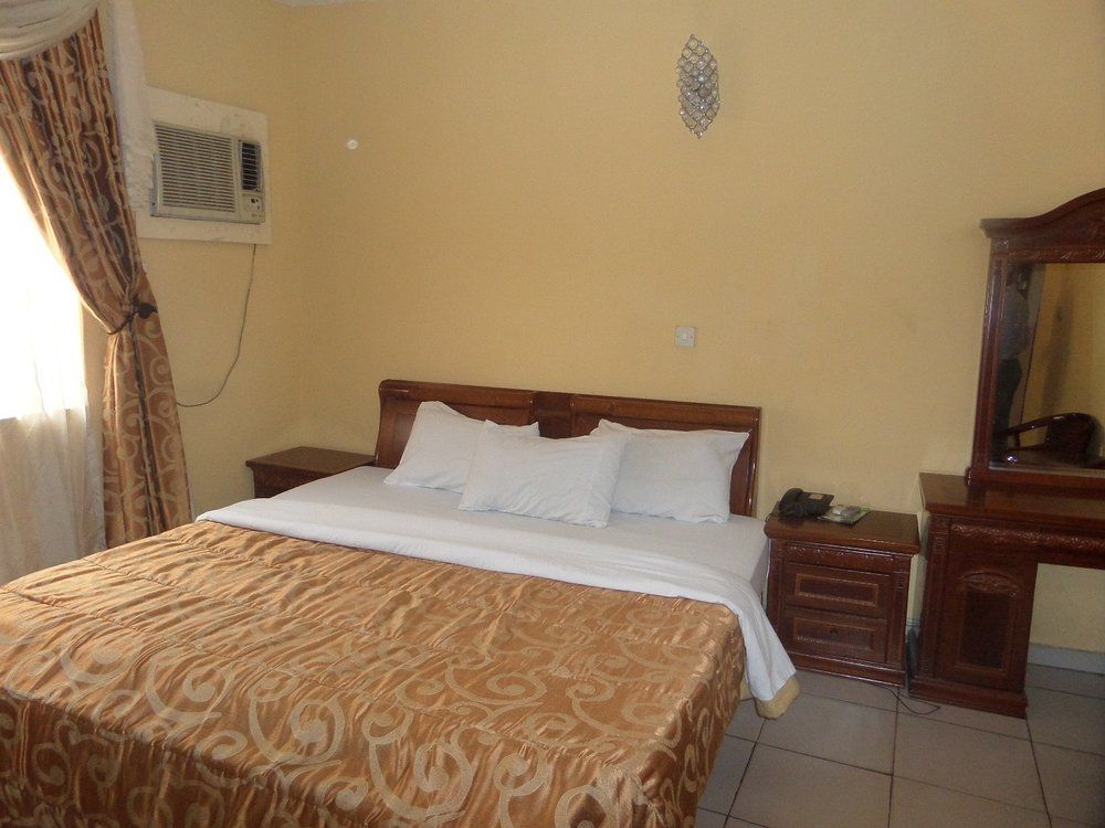 St Mathias Hotel — Abuja — photo 4