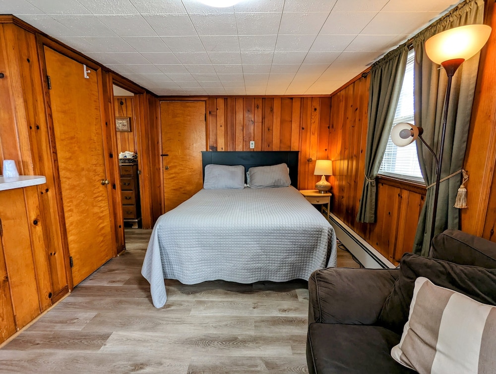 Riverside Motel - photo 16