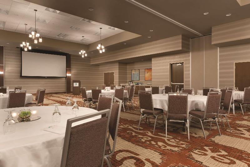 Embassy Suites by Hilton Akron Canton Airport - photo 120