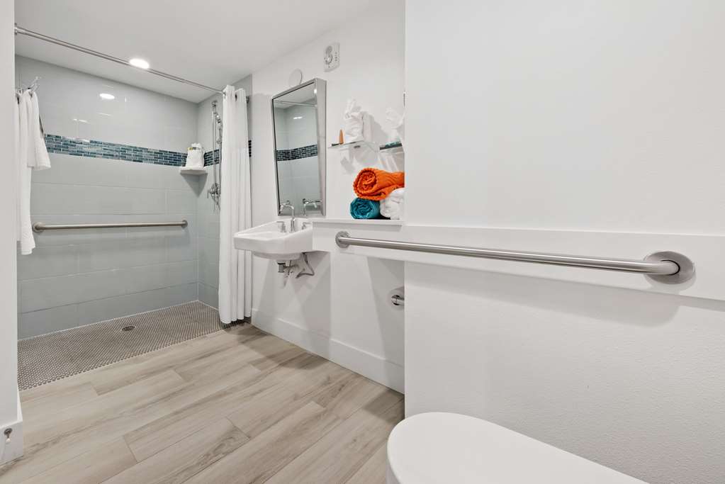 FUSION Resort Waterfront Suites - photo 24