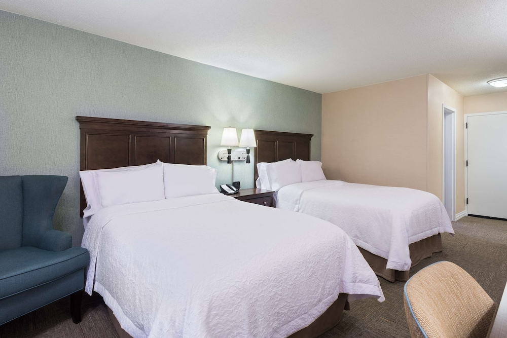 Hampton Inn White Plains Tarrytown - photo 6