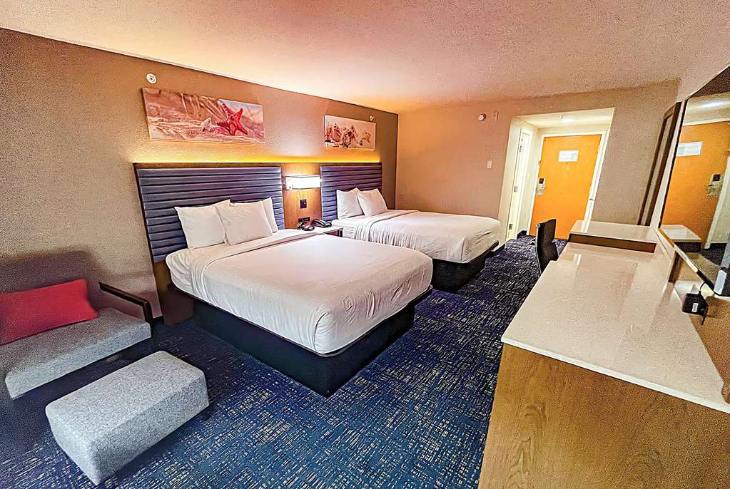 Wingate by Wyndham Panama City Area Lynn Haven - photo 11